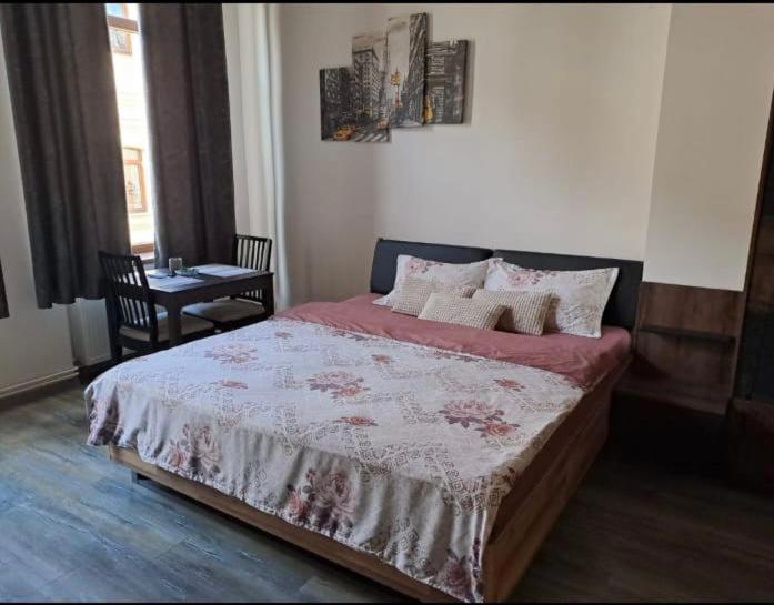 Bistro Centru Vechi Craiova Otel Dış mekan fotoğraf